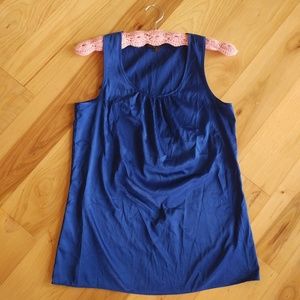 Sleeveless blouse
